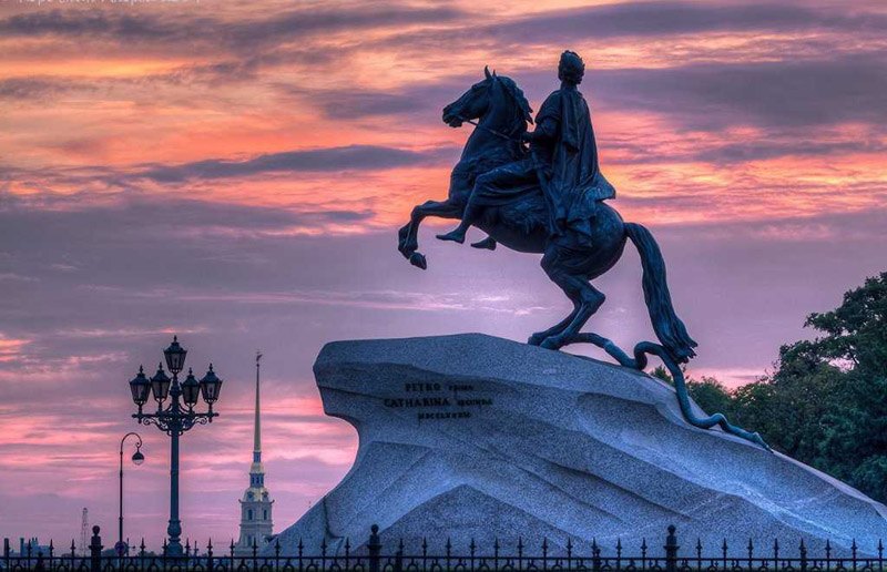 Памятник Петру I «Медный всадник»